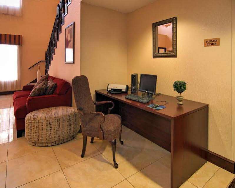 Quality High Point - Estalagem Archdale
